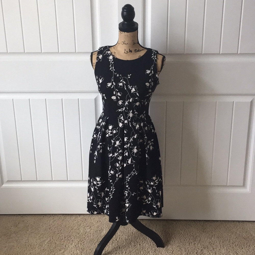 B&W vined ‘Taylor’ Dress